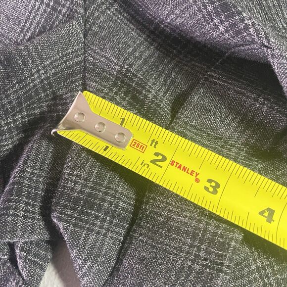 Apostrophe Shorts Plaid Tweed Cuffed Hem High Rise Womens Size 14 Black Gray - Picture 5 of 9